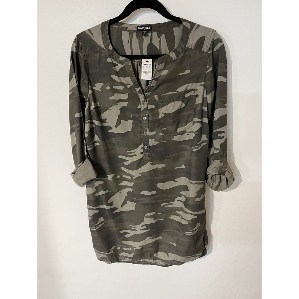 Express Camo Portofino Shirt Womens SP Petite Roll Tab Sleeve Henley Tunic NEW